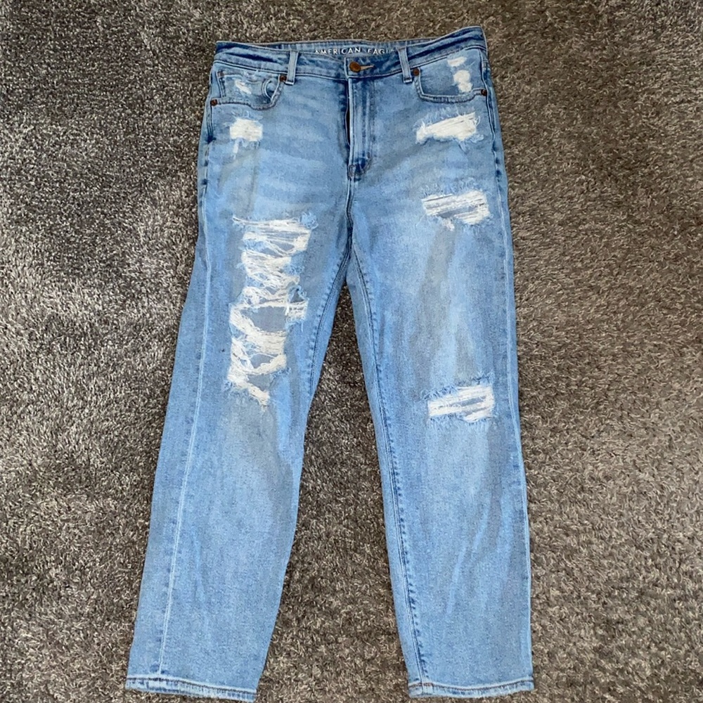 Stretch mom ripped and cropped Jean